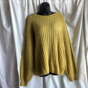 SO Women's Amber Olive Fuzzy Crew Neck Sweater